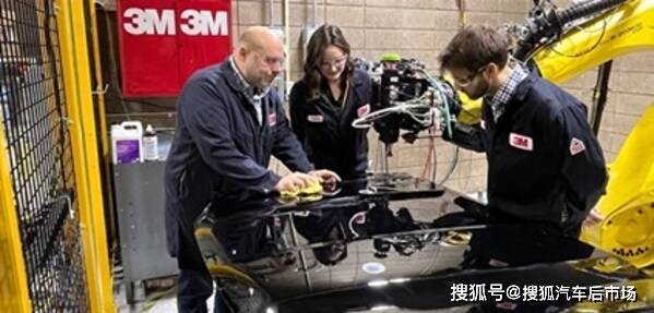 3M與通用汽車聯(lián)手<strong></p>
<p>汽車凹陷修復</strong>，自動化漆面修復技術(shù)引領(lǐng)汽車制造新革命！:汽車凹陷修復